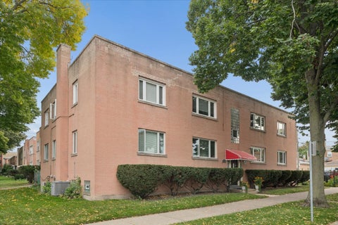 Photo of 5421 N Washtenaw Avenue #2N, Chicago, IL 60625 (MLS # 12784722)