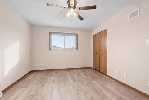 Tiny photo for 9237 S 77th Avenue, Hickory Hills, IL 60457 (MLS # 12566859)