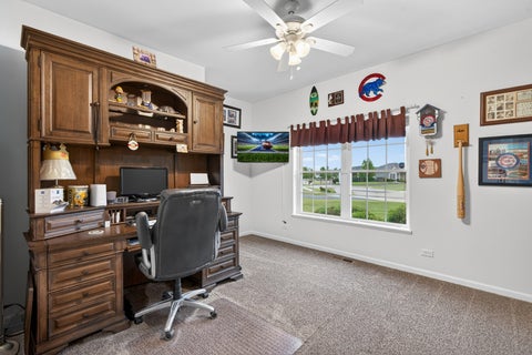 Tiny photo for 1001 Madison Avenue, McHenry, IL 60050 (MLS # 12648057)