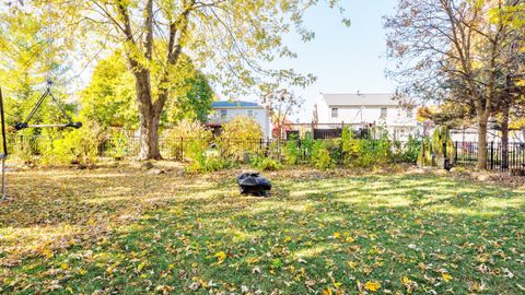 Tiny photo for 1206 Chatham Lane, Bloomington, IL 61704 (MLS # 12512055)