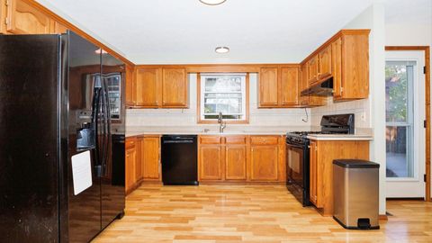 Tiny photo for 1206 Chatham Lane, Bloomington, IL 61704 (MLS # 12512055)