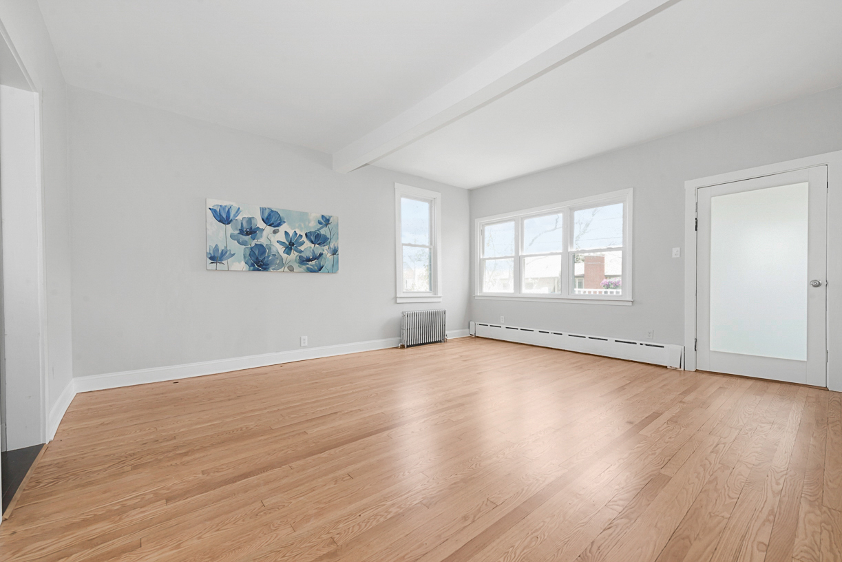7832 Garden Lane
