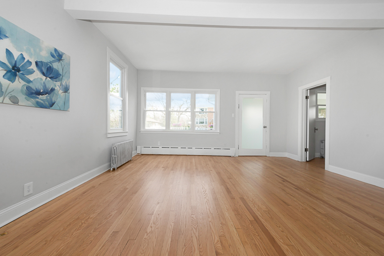 7832 Garden Lane