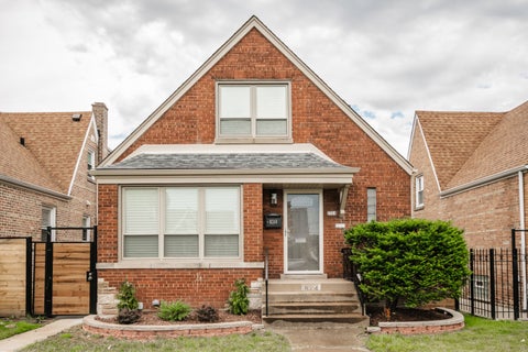 Photo of 8314 S Calumet Avenue, Chicago, IL 60619 (MLS # 12672351)