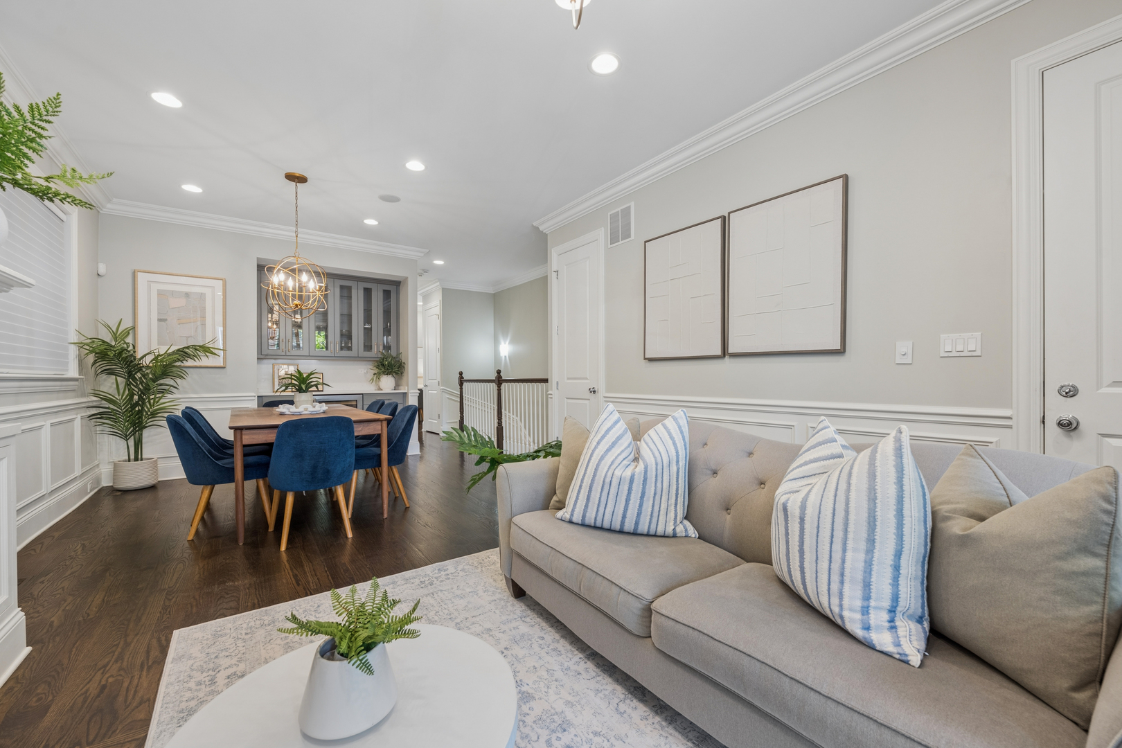 2740 N Seminary Avenue 1