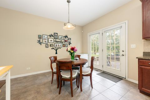 Tiny photo for 815 Preston Lane, Oswego, IL 60543 (MLS # 12649840)