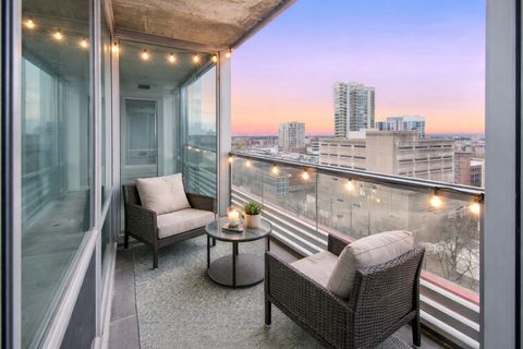 Tiny photo for 800 Elgin Road #1402, Evanston, IL 60201 (MLS # 12593158)