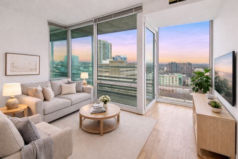 Tiny photo for 800 Elgin Road #1402, Evanston, IL 60201 (MLS # 12593158)