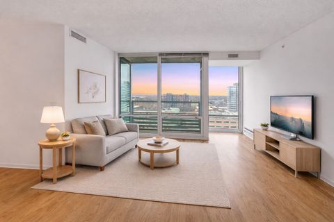 Tiny photo for 800 Elgin Road #1402, Evanston, IL 60201 (MLS # 12593158)