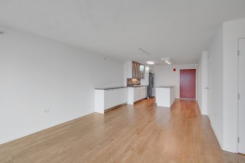 Tiny photo for 800 Elgin Road #1402, Evanston, IL 60201 (MLS # 12593158)