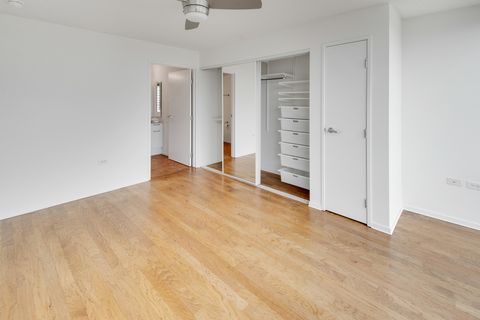 Tiny photo for 800 Elgin Road #1402, Evanston, IL 60201 (MLS # 12593158)