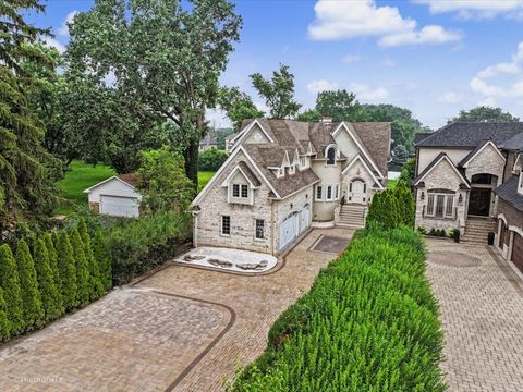 Photo of 7381 S MADISON Street, Burr Ridge, IL 60527 (MLS # 12707525)