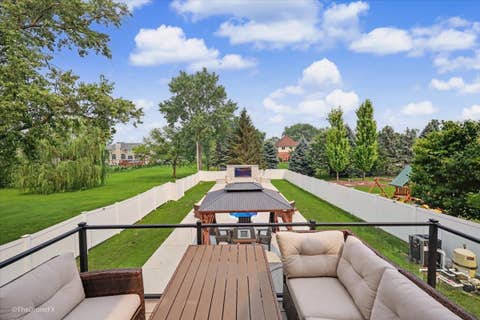 Tiny photo for 7381 S MADISON Street, Burr Ridge, IL 60527 (MLS # 12707525)