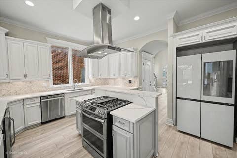 Tiny photo for 7381 S MADISON Street, Burr Ridge, IL 60527 (MLS # 12707525)