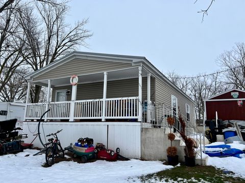 Tiny photo for 27 Lakeview Road, Gays, IL 61928 (MLS # 12523782)