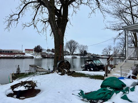 Tiny photo for 27 Lakeview Road, Gays, IL 61928 (MLS # 12523782)