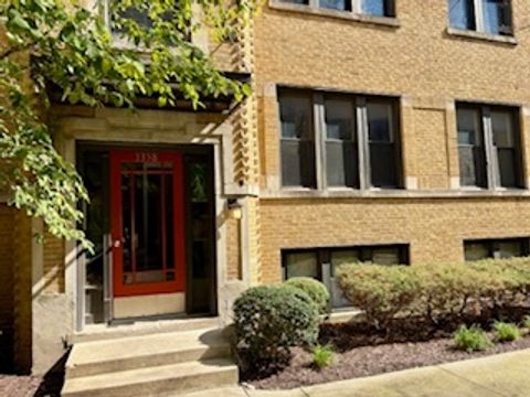 Photo of 1358 W Estes Avenue #1S, Chicago, IL 60626 (MLS # 12481499)