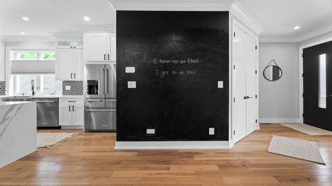 Tiny photo for 5004 W Argyle Street, Chicago, IL 60630 (MLS # 12603292)