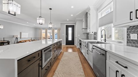 Tiny photo for 5004 W Argyle Street, Chicago, IL 60630 (MLS # 12603292)