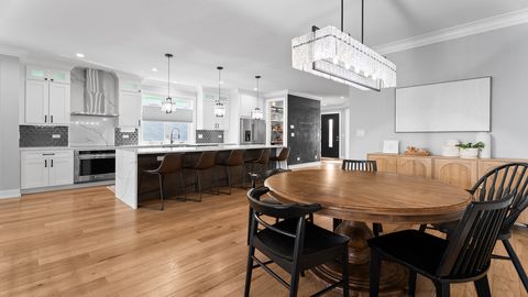 Tiny photo for 5004 W Argyle Street, Chicago, IL 60630 (MLS # 12603292)