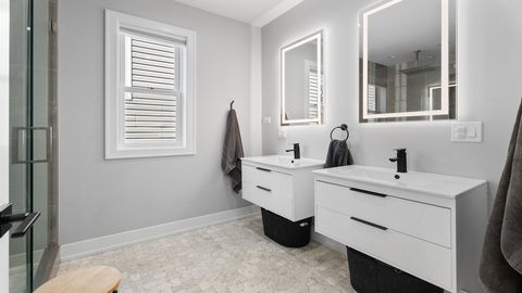 Tiny photo for 5004 W Argyle Street, Chicago, IL 60630 (MLS # 12603292)