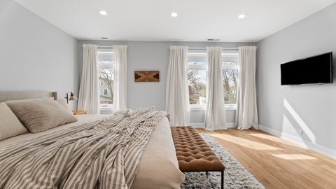 Tiny photo for 5004 W Argyle Street, Chicago, IL 60630 (MLS # 12603292)