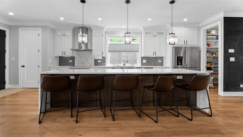 Tiny photo for 5004 W Argyle Street, Chicago, IL 60630 (MLS # 12603292)