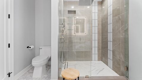 Tiny photo for 5004 W Argyle Street, Chicago, IL 60630 (MLS # 12603292)