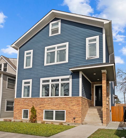 5004 W Argyle Street Chicago IL 60630