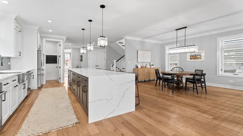 Tiny photo for 5004 W Argyle Street, Chicago, IL 60630 (MLS # 12603292)