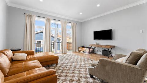 Tiny photo for 5004 W Argyle Street, Chicago, IL 60630 (MLS # 12603292)