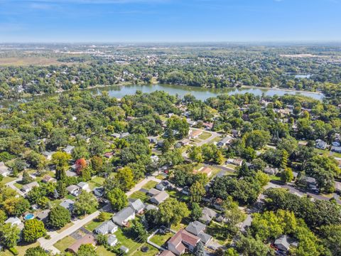 Tiny photo for 101 Oakleaf Road, Lake In The Hills, IL 60156 (MLS # 12496996)