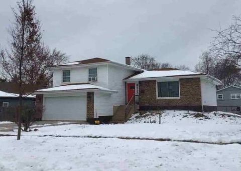 Tiny photo for 520 Morgan Lane, Hoffman Estates, IL 60169 (MLS # 12621565)