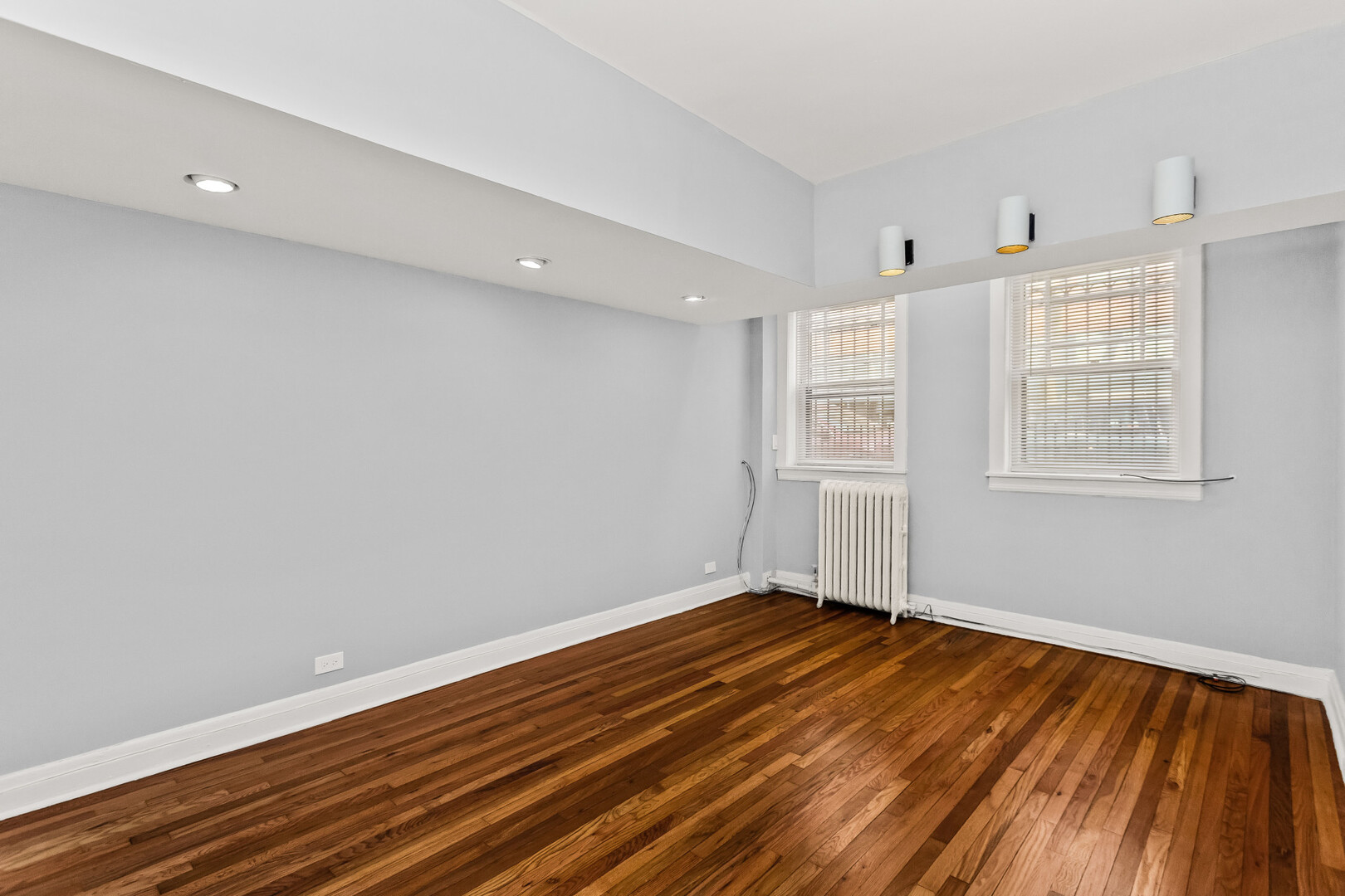 3648 N Pine Grove Avenue G