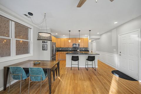 Tiny photo for 1132 W Wolfram Street #2, Chicago, IL 60657 (MLS # 12554372)