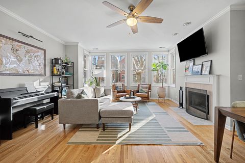 Tiny photo for 1132 W Wolfram Street #2, Chicago, IL 60657 (MLS # 12554372)