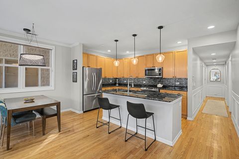 Tiny photo for 1132 W Wolfram Street #2, Chicago, IL 60657 (MLS # 12554372)