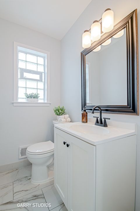 Tiny photo for 1212 N Wheeling Road, Mount Prospect, IL 60056 (MLS # 12620090)