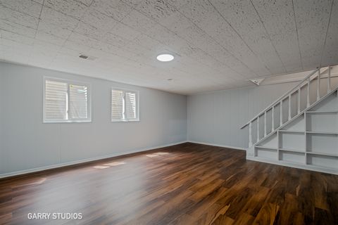 Tiny photo for 1212 N Wheeling Road, Mount Prospect, IL 60056 (MLS # 12620090)