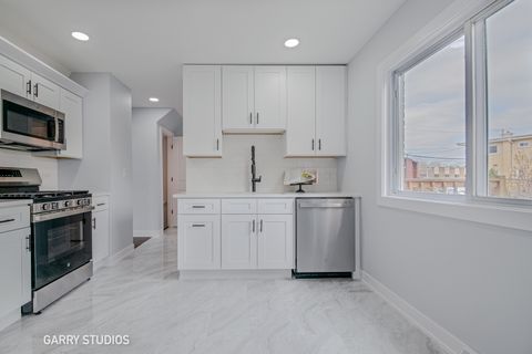 Tiny photo for 1212 N Wheeling Road, Mount Prospect, IL 60056 (MLS # 12620090)