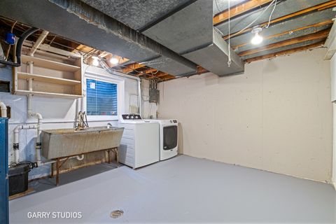 Tiny photo for 1212 N Wheeling Road, Mount Prospect, IL 60056 (MLS # 12620090)