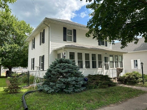 Tiny photo for 1125 15th Avenue, Fulton, IL 61252 (MLS # 12706351)