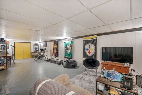 Tiny photo for 952 W Grant Drive, Des Plaines, IL 60016 (MLS # 12731244)