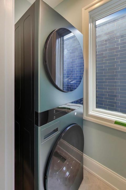 Tiny photo for 1910 W Fletcher Street, Chicago, IL 60657 (MLS # 12561100)