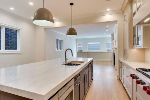 Tiny photo for 1910 W Fletcher Street, Chicago, IL 60657 (MLS # 12561100)