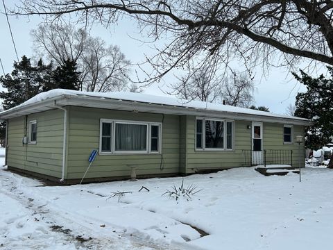 Photo of 30368 Prairie Street, Rock Falls, IL 61071 (MLS # 12529185)