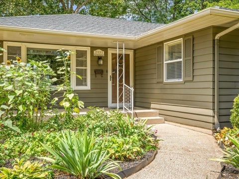 Tiny photo for 2331 Richard Avenue, Rockford, IL 61108 (MLS # 12715631)