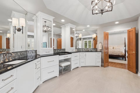 Tiny photo for Hinsdale, IL 60521 (MLS # 12690619)