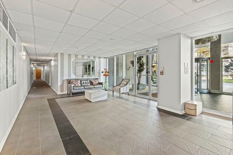 Tiny photo for 9001 Golf Road #5B, Des Plaines, IL 60016 (MLS # 12526179)