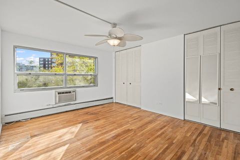 Tiny photo for 9001 Golf Road #5B, Des Plaines, IL 60016 (MLS # 12526179)